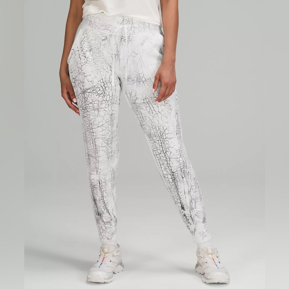 Lululemon WarmDown jogger